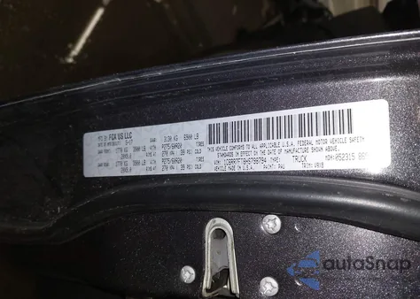 2017 Ram 1500 Express 4X4 6'4 Box z USA, uszkodzony, nr VIN 1C6RR7FT8HS798794